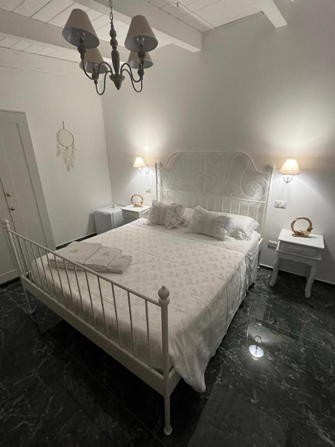 Supriani Luxury B&B アックアヴィーヴァ・デッレ・フォンティ エクステリア 写真